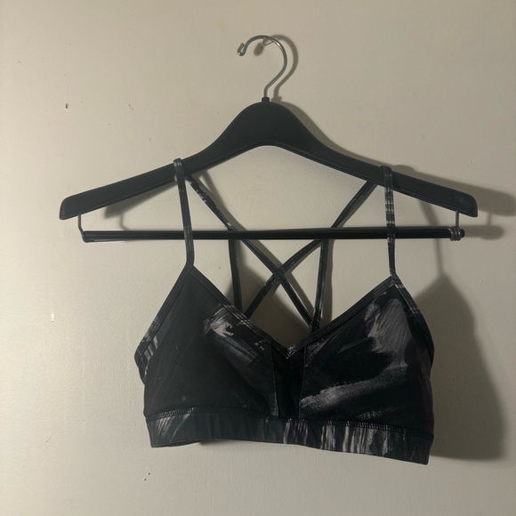 Alo Yoga Goddess Strappy Bra in Black Gray Python Small - Picture 3 of 4